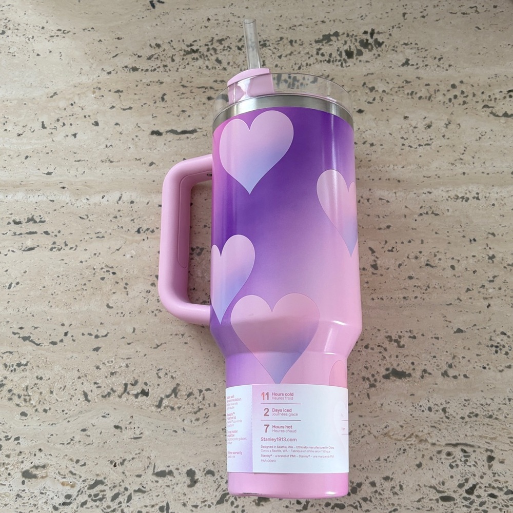 Stanley 40oz Stainless Steel H2.0 Flowstate Quencher Powder Pink Heart Gradient - Picture 5 of 7